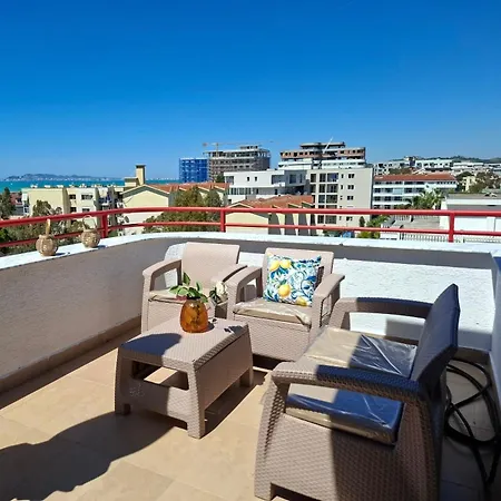 Bellevedere Penthouse 아파트 *
